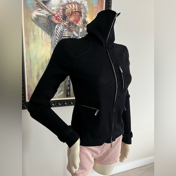 Karen Millen High Stand-Up Collar Cardigan – Stylish & Sophisticated - Picture 4 of 10